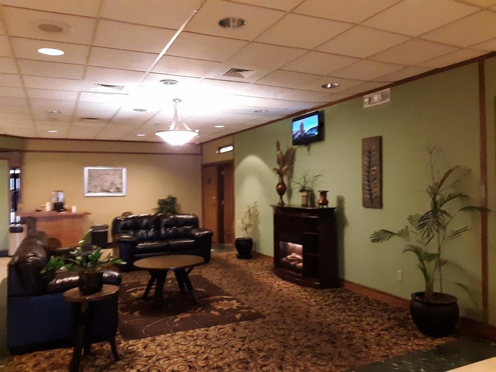 Norwood Inn Hudson Extérieur photo