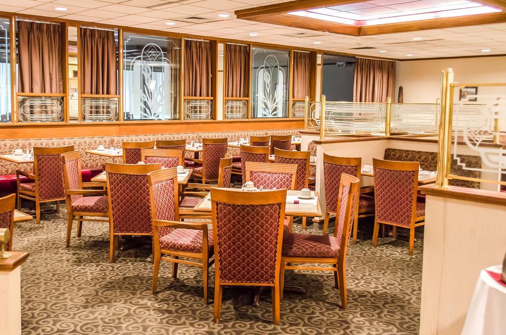 Norwood Inn Hudson Extérieur photo