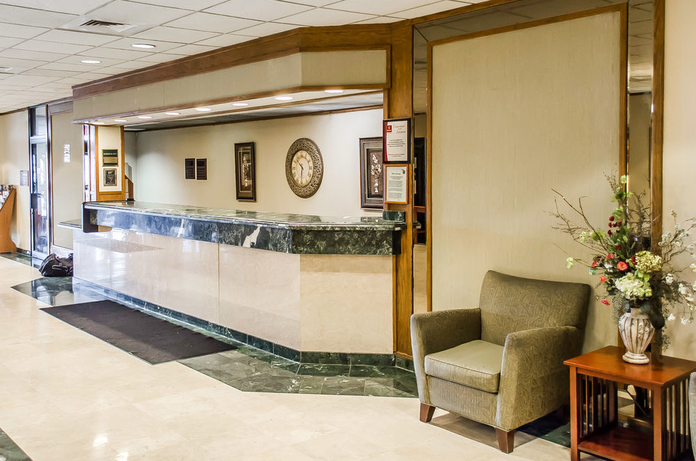 Norwood Inn Hudson Extérieur photo